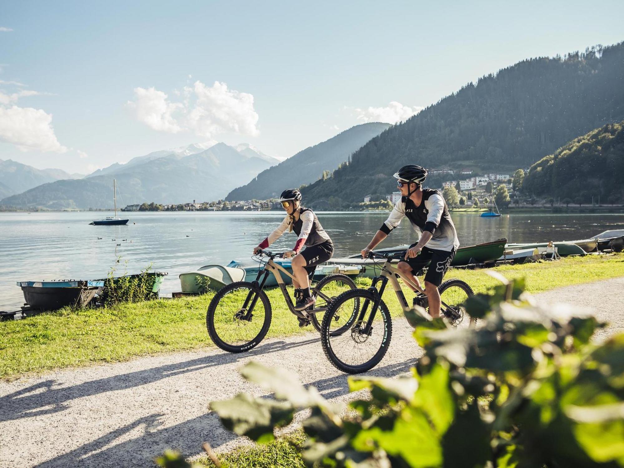 New! Tevini Alpine Apartments By We Rent Zell am See Luaran gambar