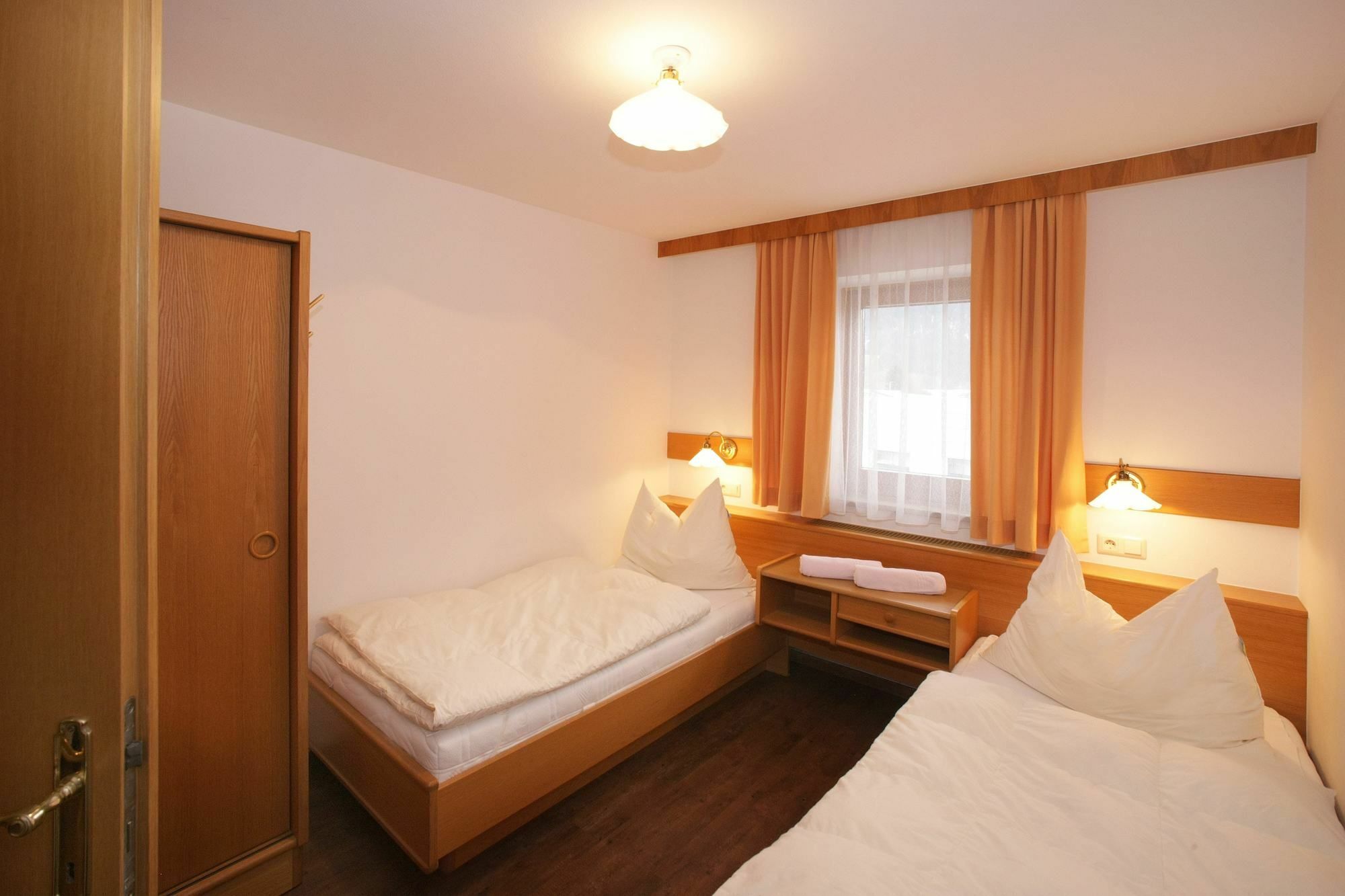 New! Tevini Alpine Apartments By We Rent Zell am See Luaran gambar